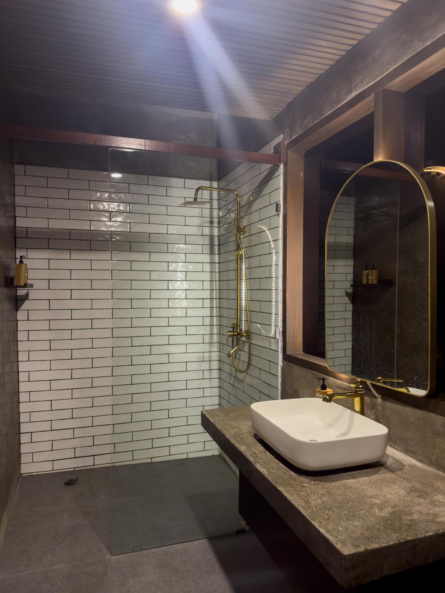 The Farm Hostel Canggu Екстериор снимка