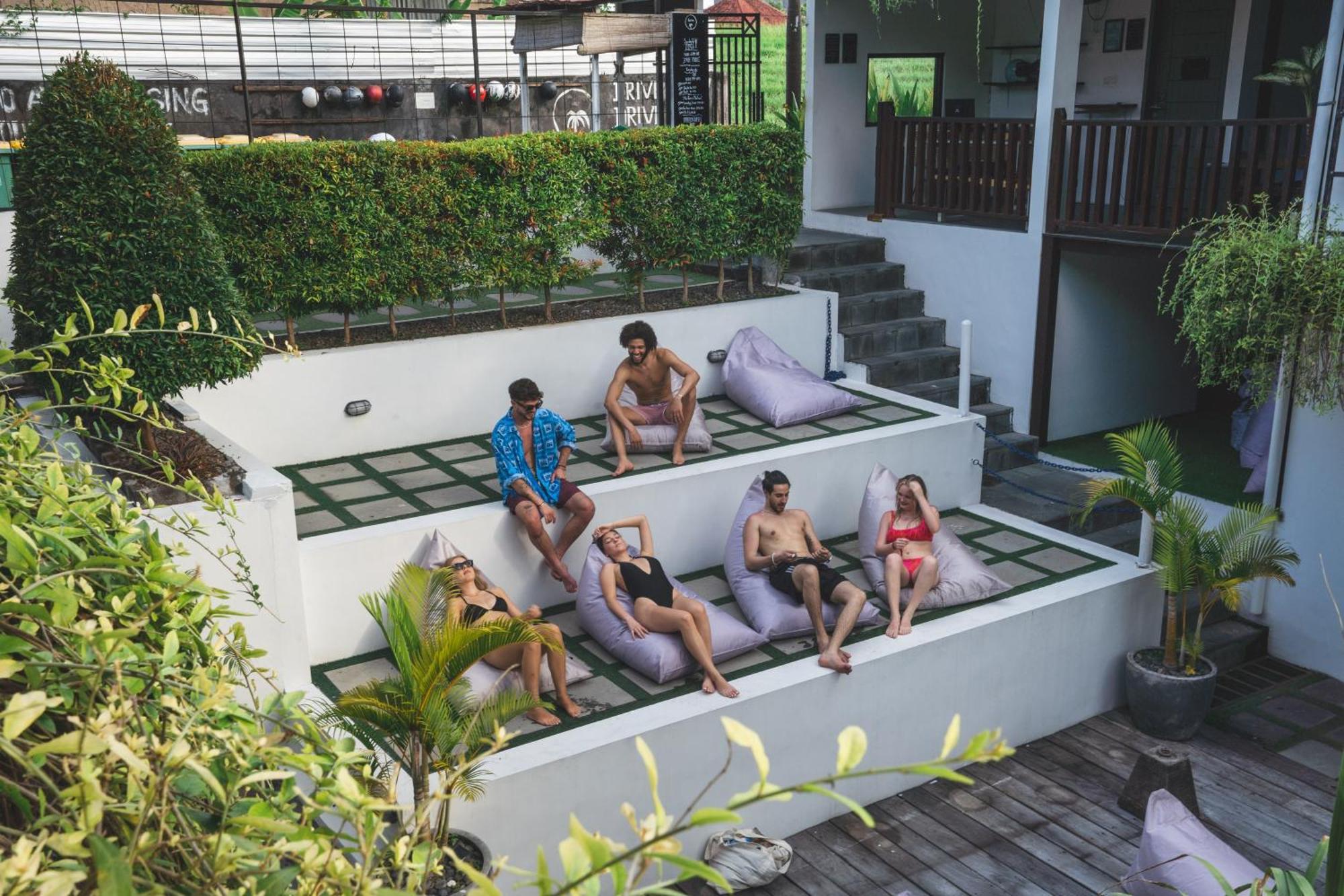 The Farm Hostel Canggu Екстериор снимка